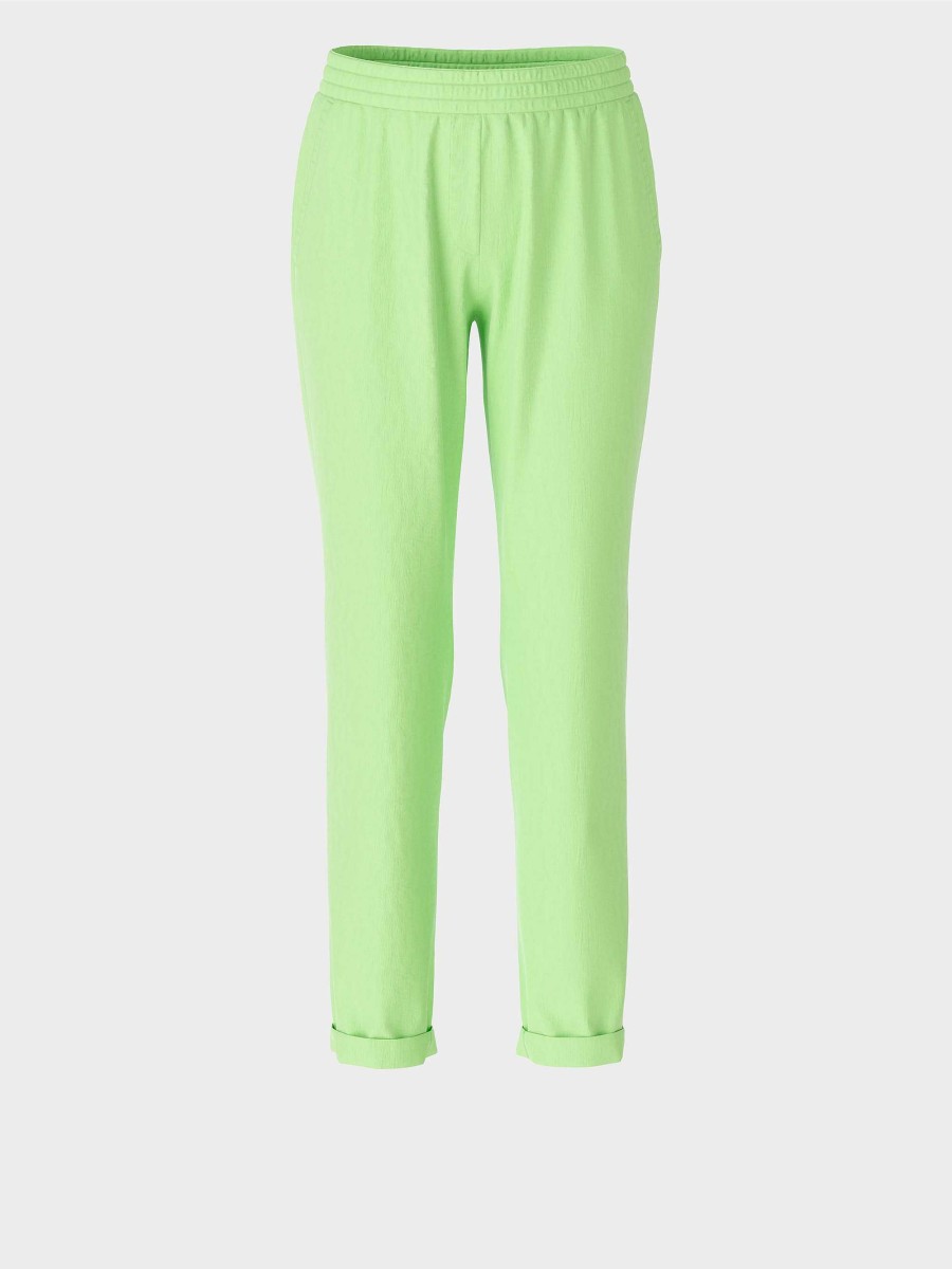 Marc Cain Roanne Model With A Relaxed Fit Pants