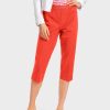 Marc Cain Model Fatsa Capri Pants With A Bow Pleat Pants