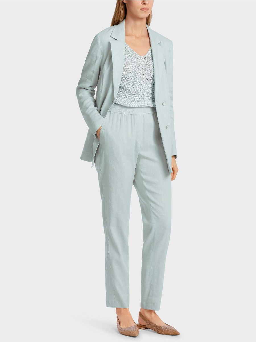 Marc Cain Roanne Model With A Relaxed Fit Pants