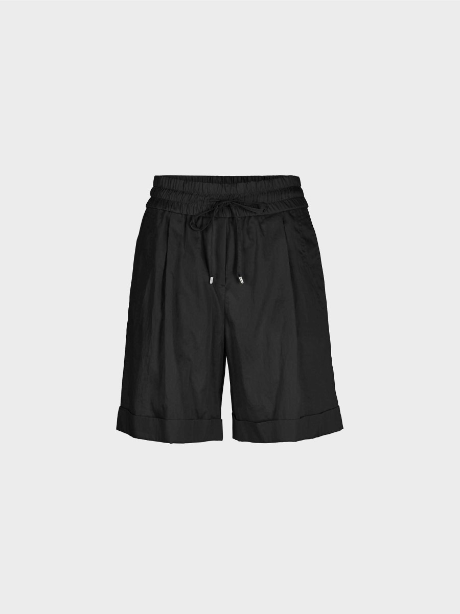 Marc Cain Model Witten Shorts With Cuffs Pants